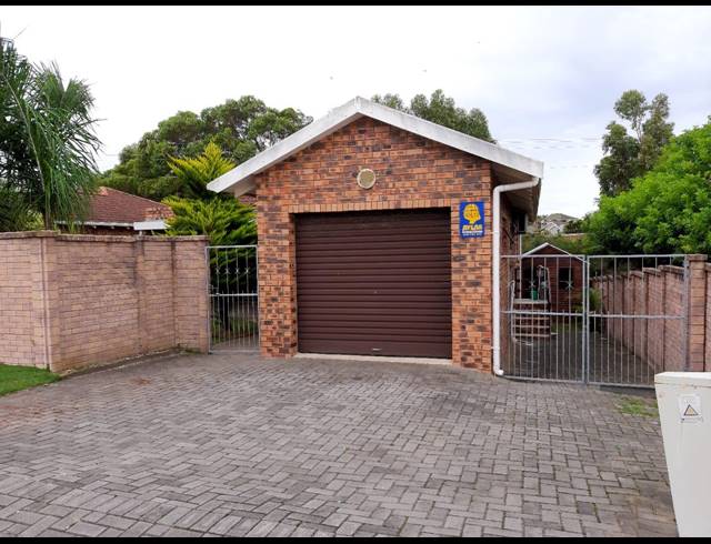 3 BEDROOM TOWNHOUSE RENTED IN BRENTWOOD PARK